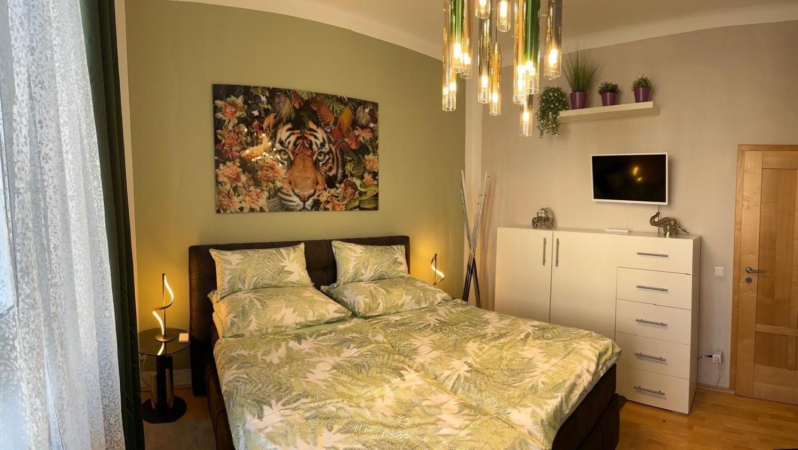 Wohnung 1 Mit 2 Schlafzimmern Und Terrasse Гросгмайн Экстерьер фото